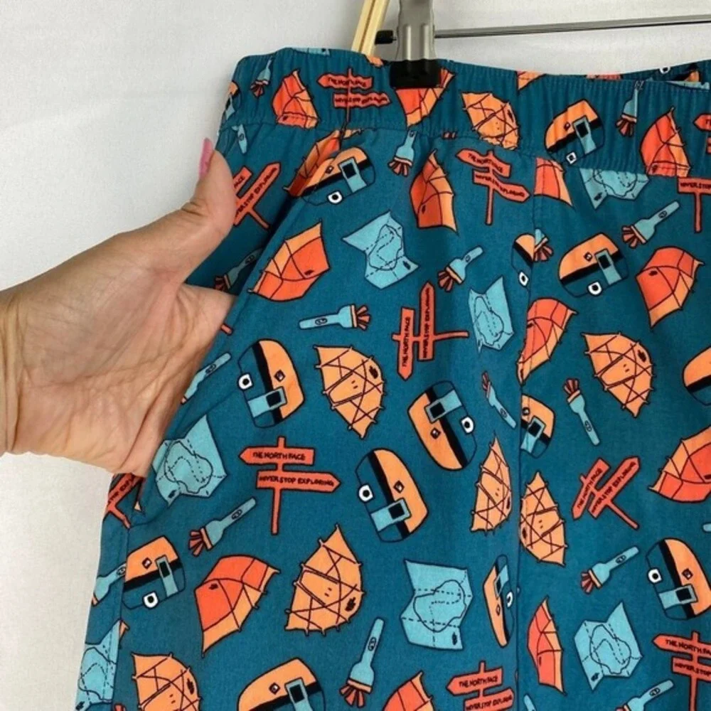 The North Face Allover Camping Print Shorts Men XL Blue Travel Coastal Beach NWT